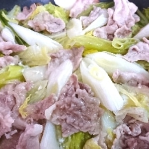 白菜・豚肉・ねぎのフライパン蒸し（手作りタレ付き）